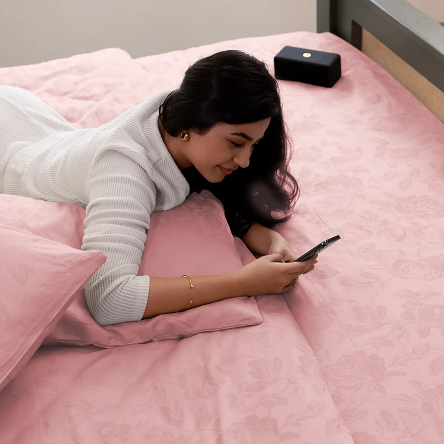 Bedsheet Set | Jacquard Rose | 100% Cotton King Size Bedsheet + 2 Pillow Cases | 300TC - Image 7