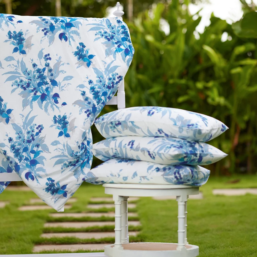 Quilt / AC Comforter | Size: Double | Vibrant Snapdragon - Image 3